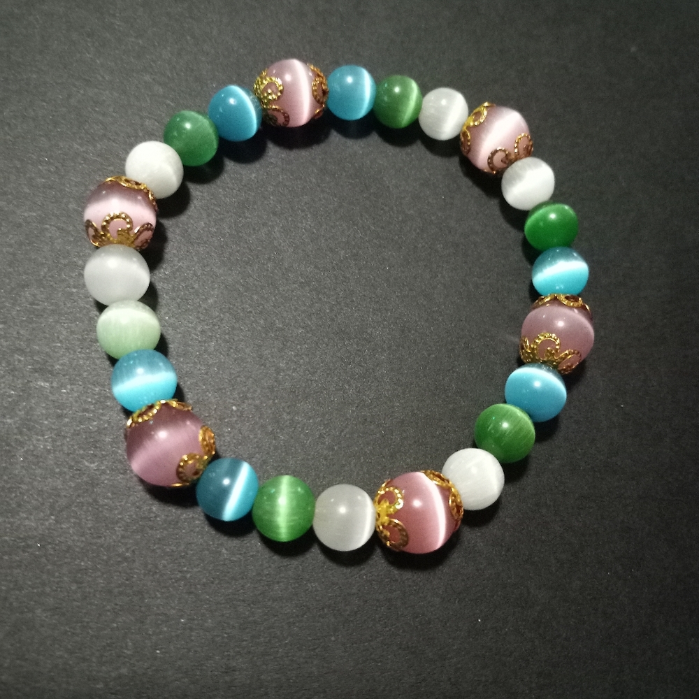 Multi-colored Cats Eye Beaded Bracelet